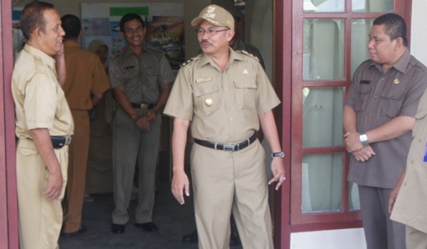 <b>Foto:</b> Bupati Batanghari Sinwan